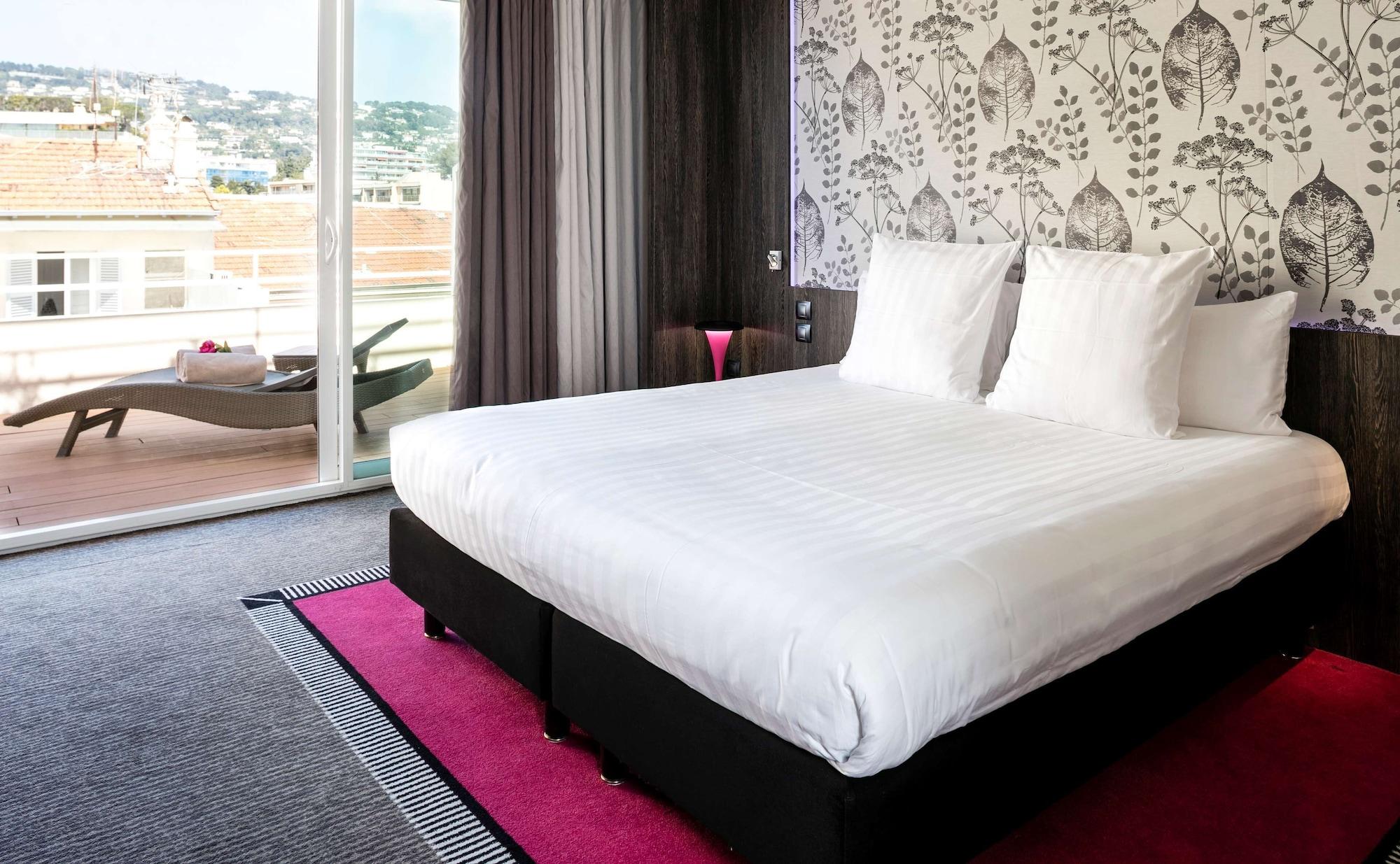 Best Western Premier Le Patio Des Artistes Wellness Jacuzzi Cannes Luaran gambar