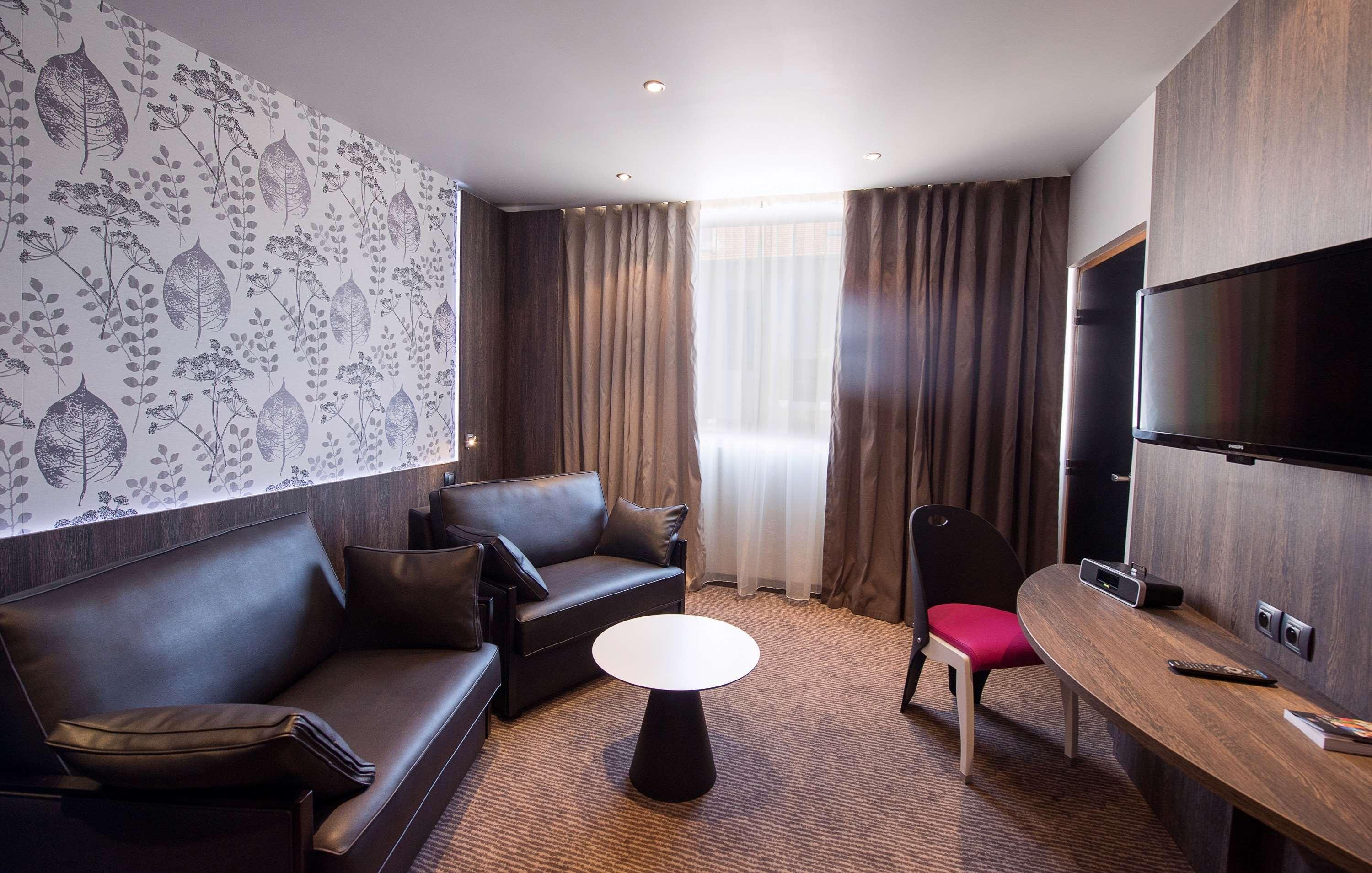 Best Western Premier Le Patio Des Artistes Wellness Jacuzzi Cannes Luaran gambar