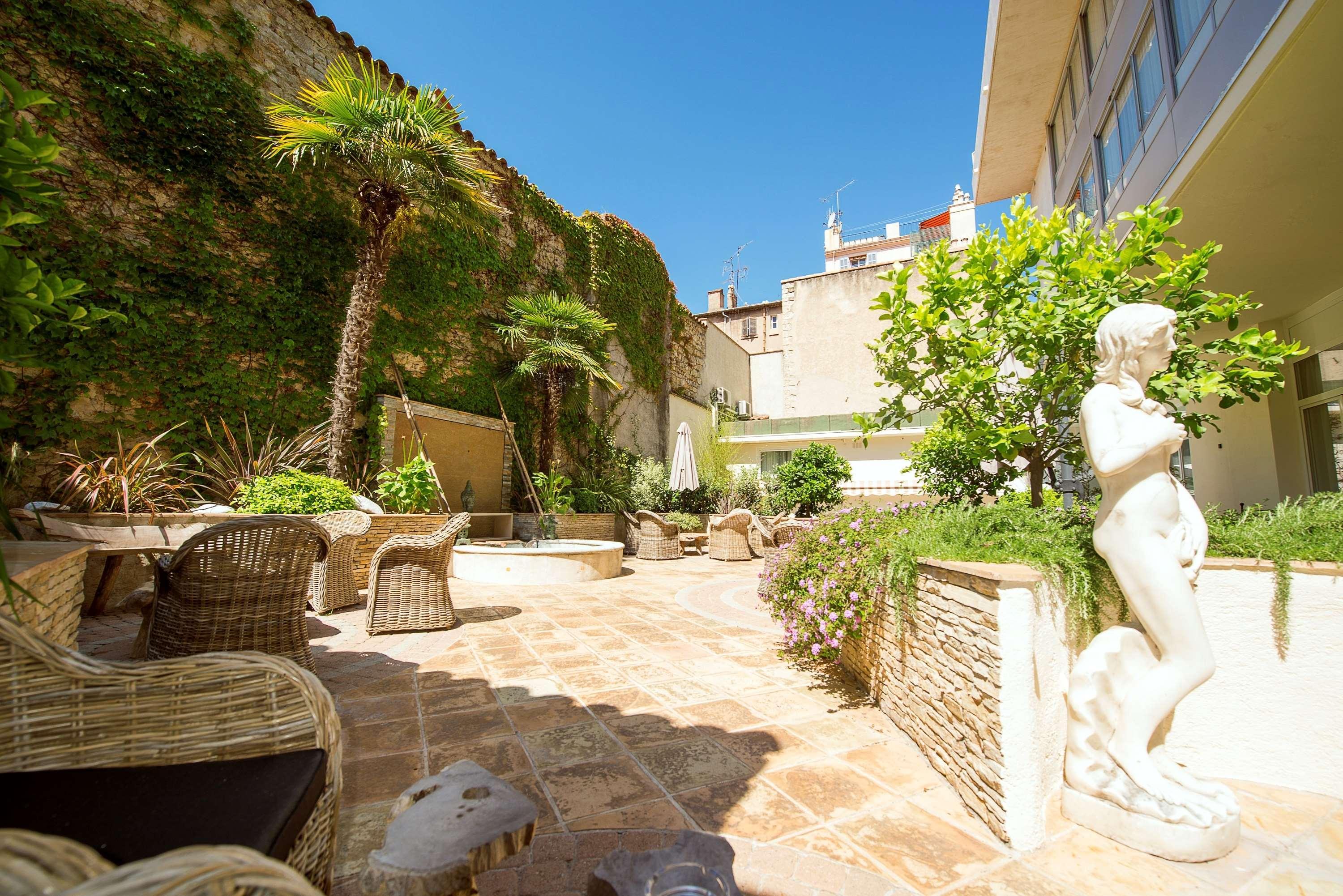 Best Western Premier Le Patio Des Artistes Wellness Jacuzzi Cannes Luaran gambar