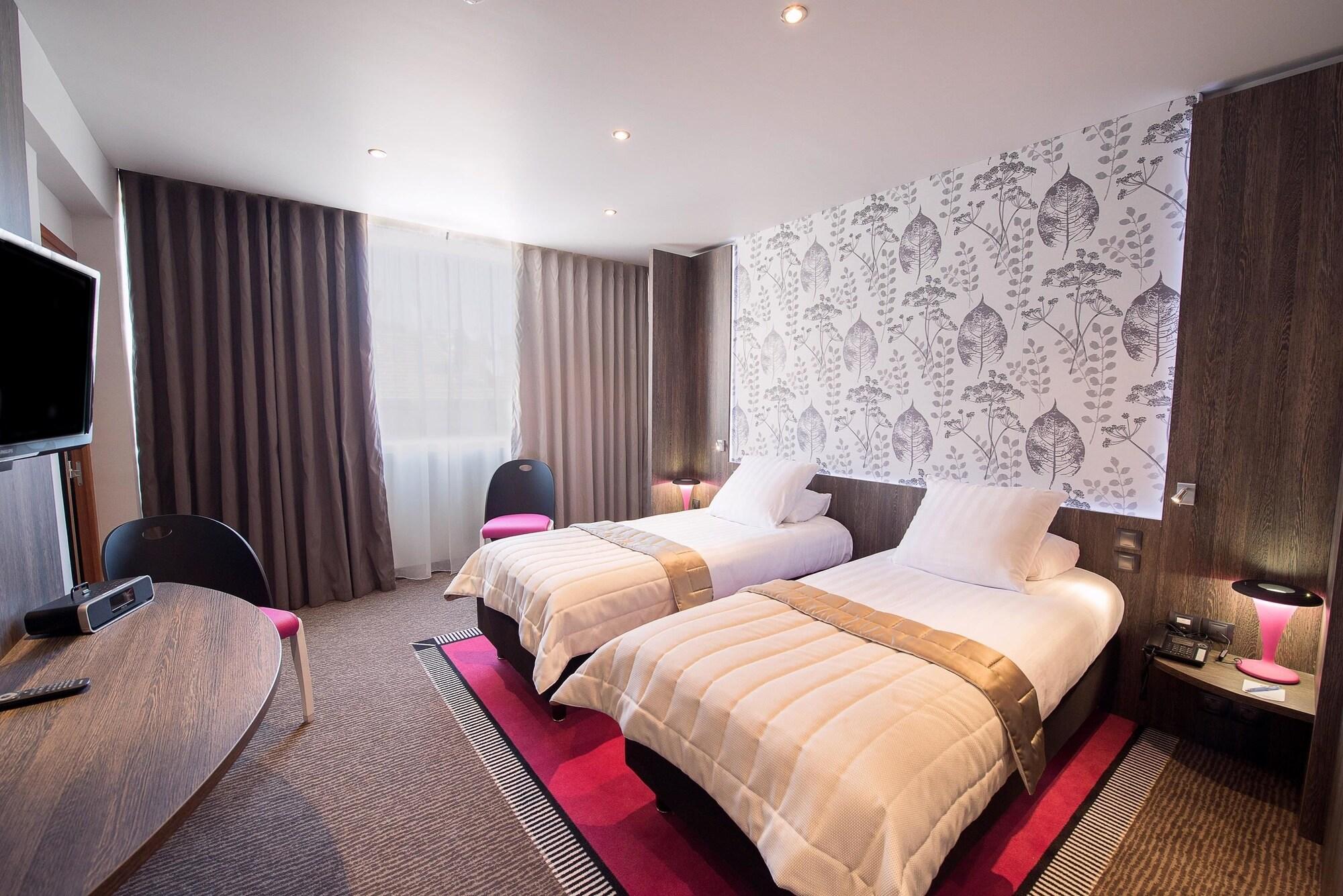 Best Western Premier Le Patio Des Artistes Wellness Jacuzzi Cannes Luaran gambar
