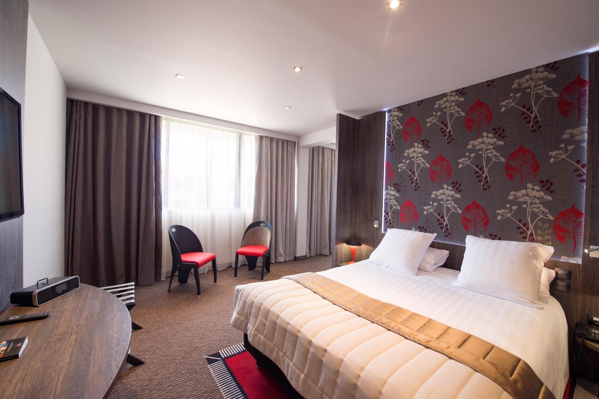 Best Western Premier Le Patio Des Artistes Wellness Jacuzzi Cannes Luaran gambar